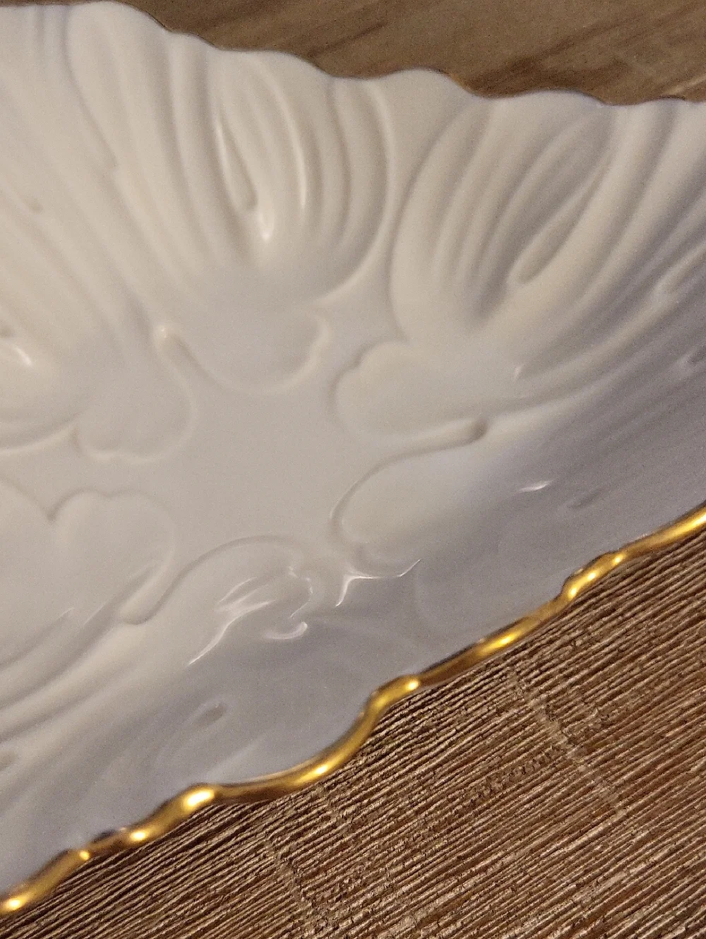 Lenox White Porcelain Triangular  Trinket Dish with 24k Gold Rim